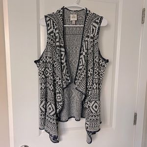 Knox Rose Boho Tribal Sweater Vest - Black, White and Navy - L